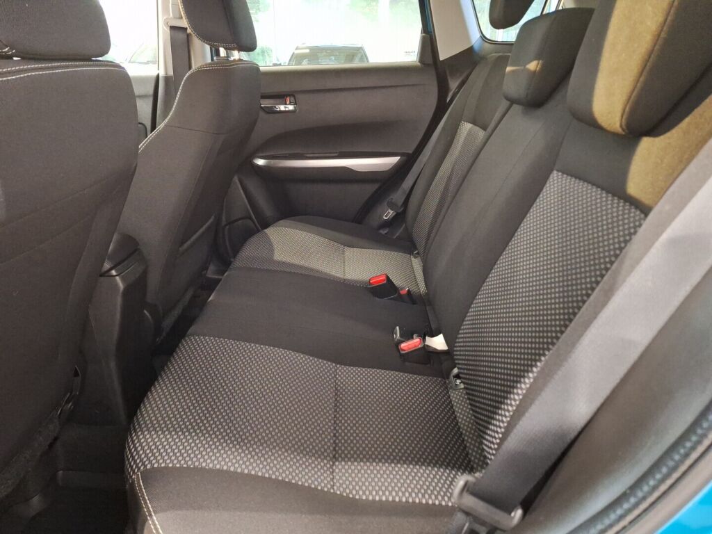 Suzuki Vitara 2020 Sininen