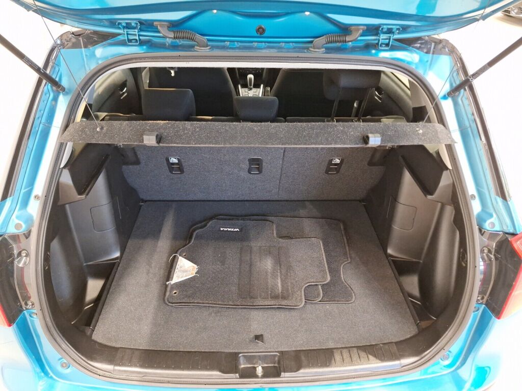 Suzuki Vitara 2020 Sininen
