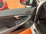 Volvo V40 2016 Valkoinen
