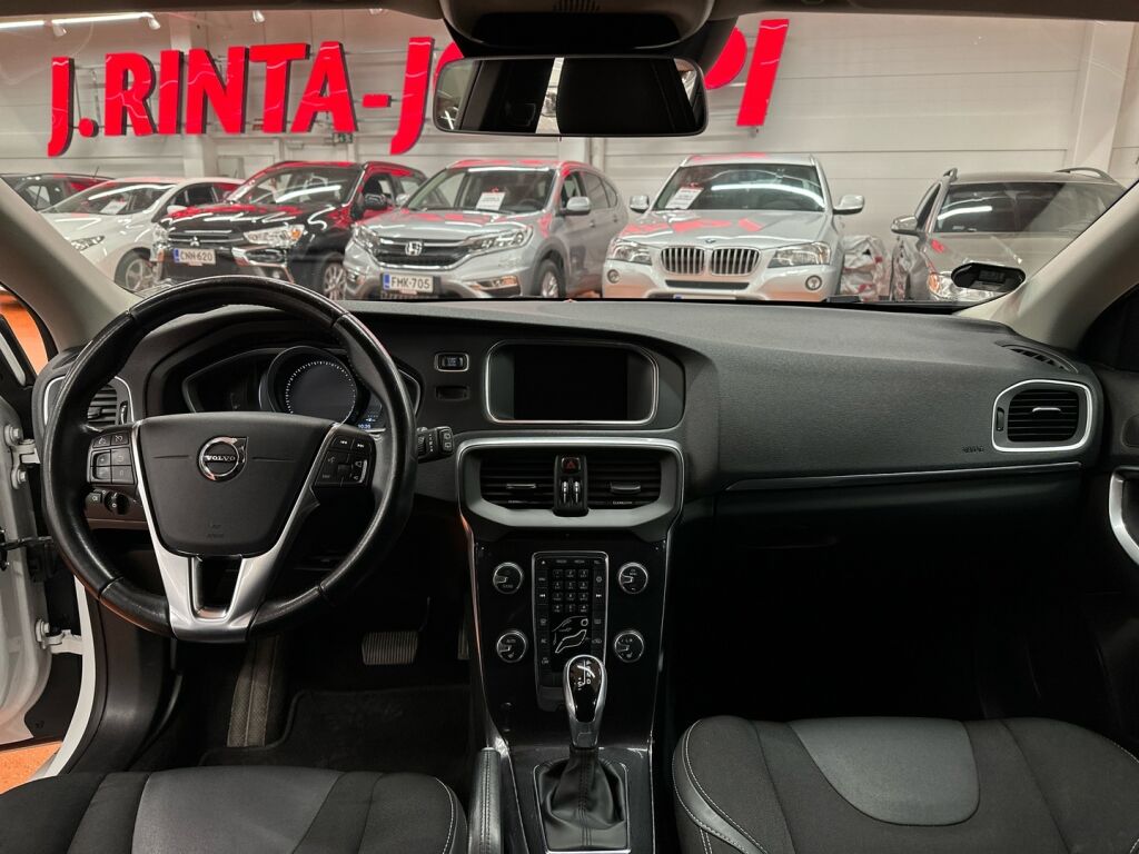 Volvo V40 2016 Valkoinen