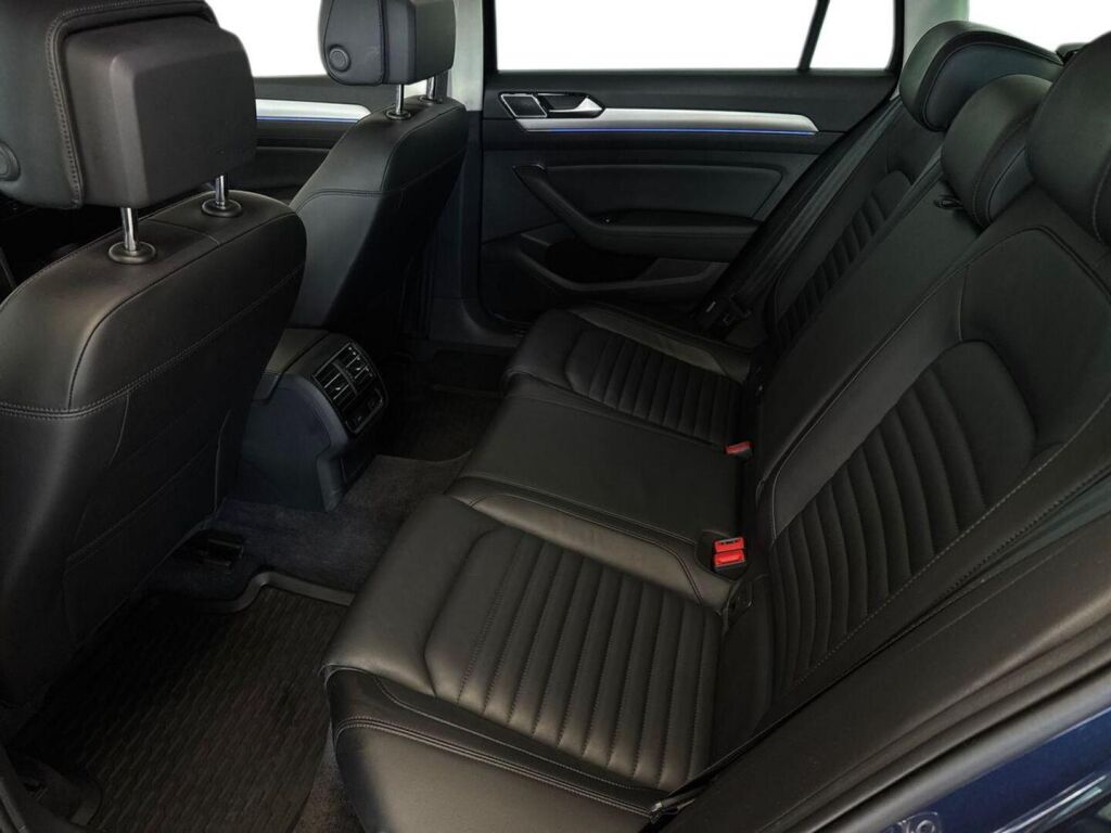 Volkswagen Passat 2017 Sininen