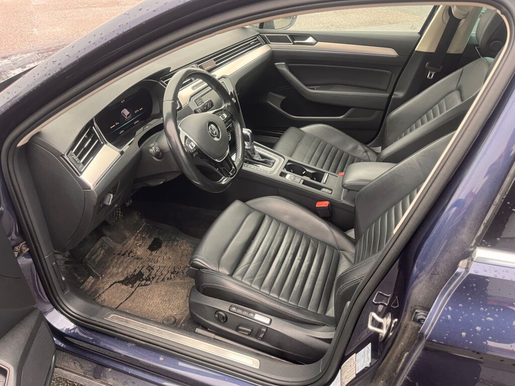 Volkswagen Passat 2017 Sininen