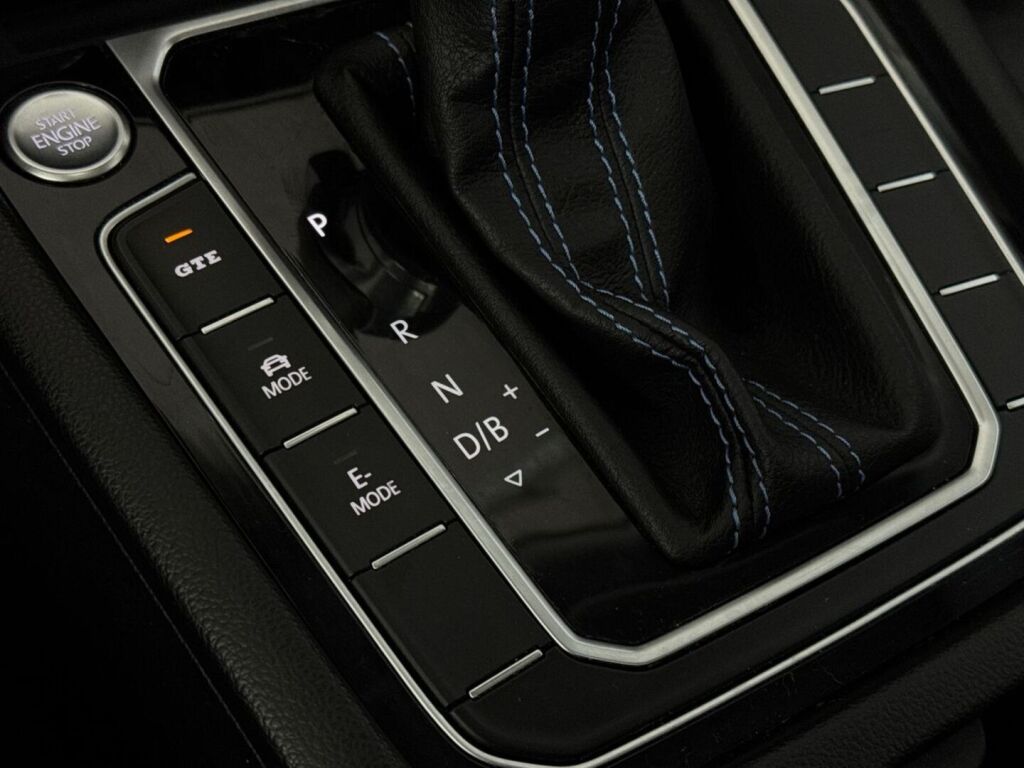 Volkswagen Passat 2017 Sininen