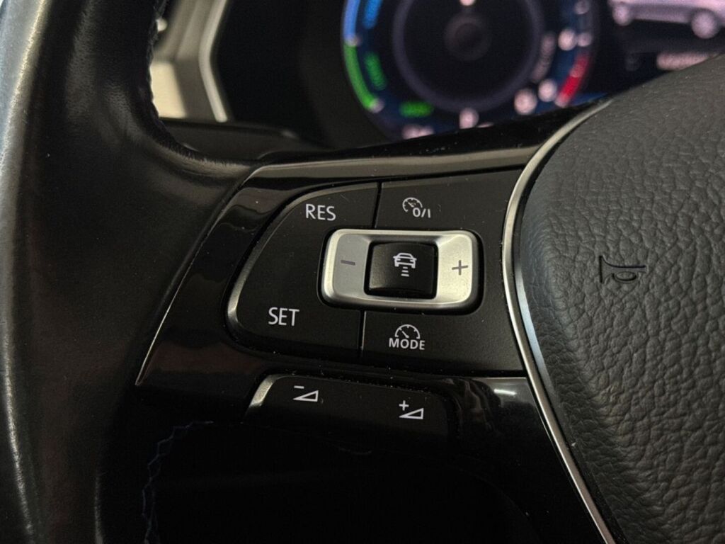 Volkswagen Passat 2017 Sininen