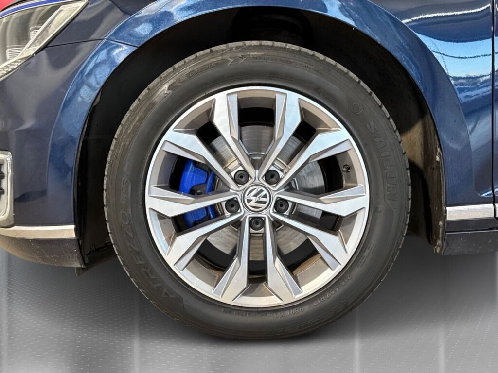 Volkswagen Passat 2017 Sininen