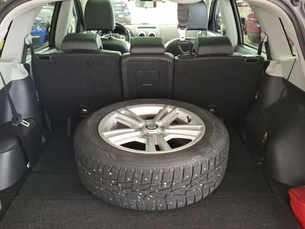 Nissan Qashqai+2 2011 Harmaa
