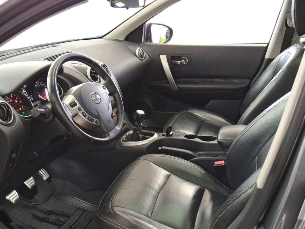 Nissan Qashqai+2 2011 Harmaa