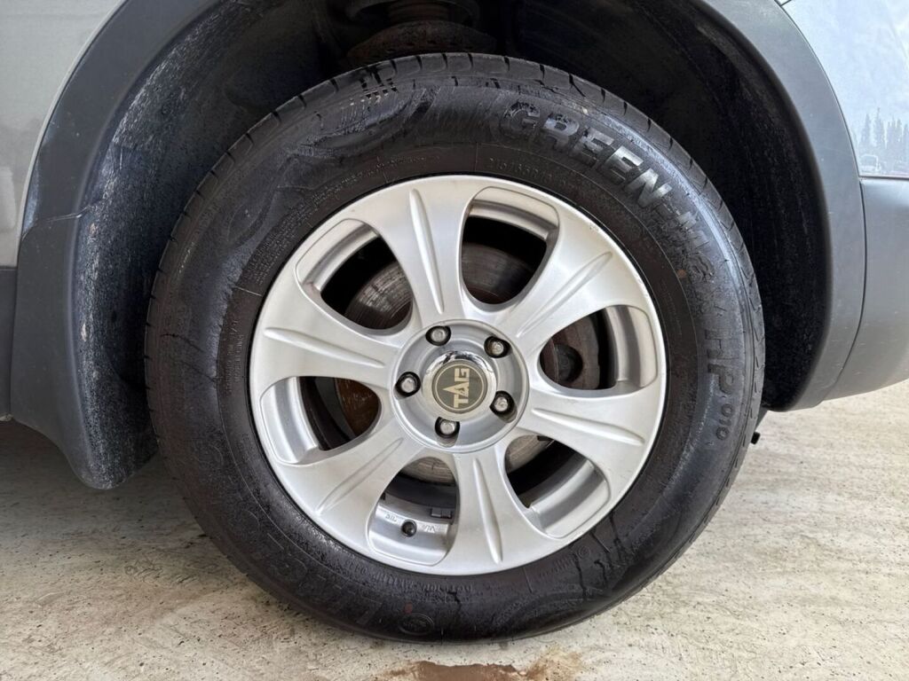 Nissan Qashqai+2 2011 Harmaa
