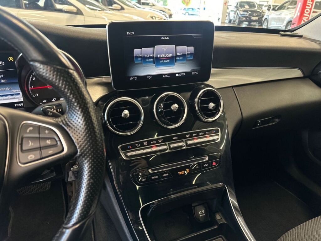 Mercedes-Benz C 2014 Harmaa
