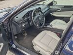 Mercedes-Benz E 2011 Sininen