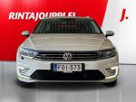 Volkswagen Passat 2019 Valkoinen