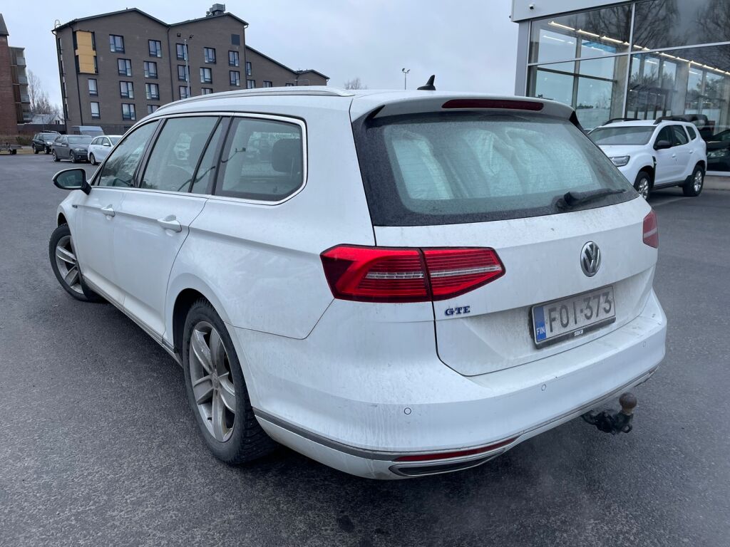 Volkswagen Passat 2019 Valkoinen