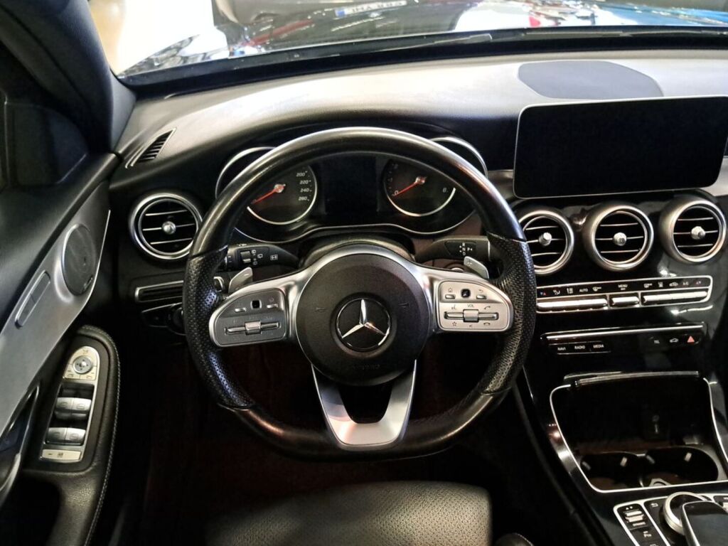 Mercedes-Benz C 2019 Musta