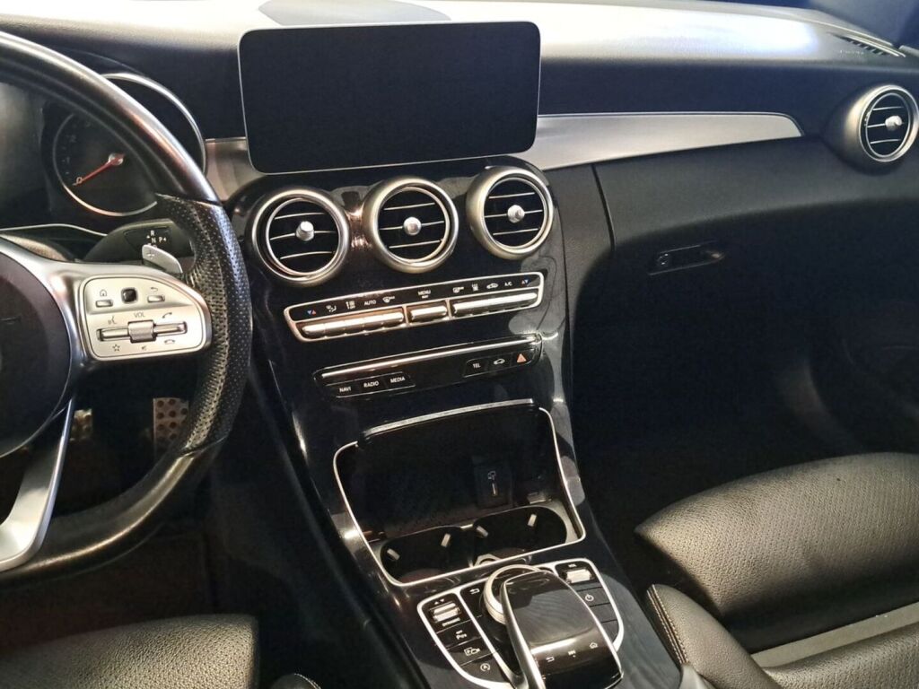 Mercedes-Benz C 2019 Musta