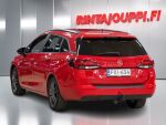 Opel Astra 2020 Punainen