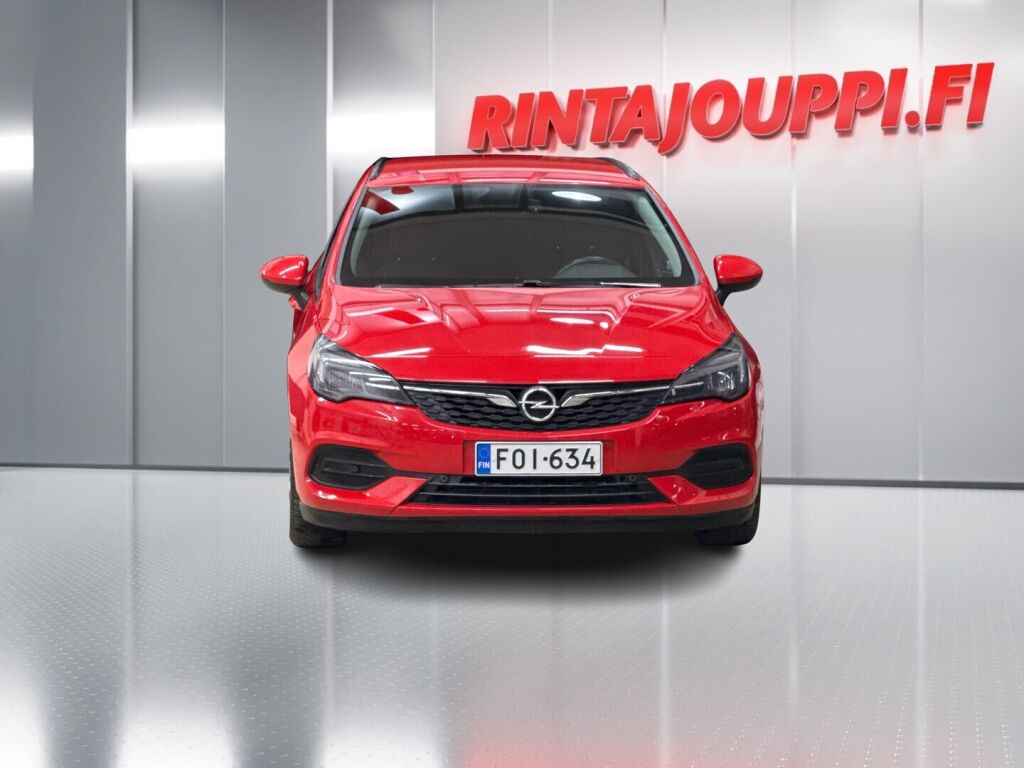 Opel Astra 2020 Punainen