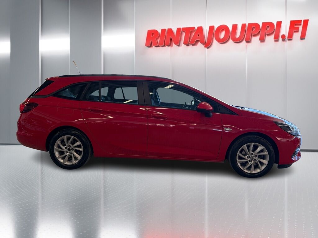 Opel Astra 2020 Punainen