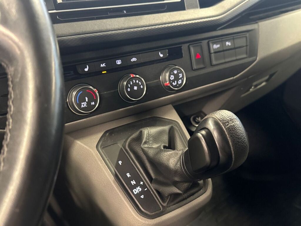 Volkswagen Transporter 2020 Sininen