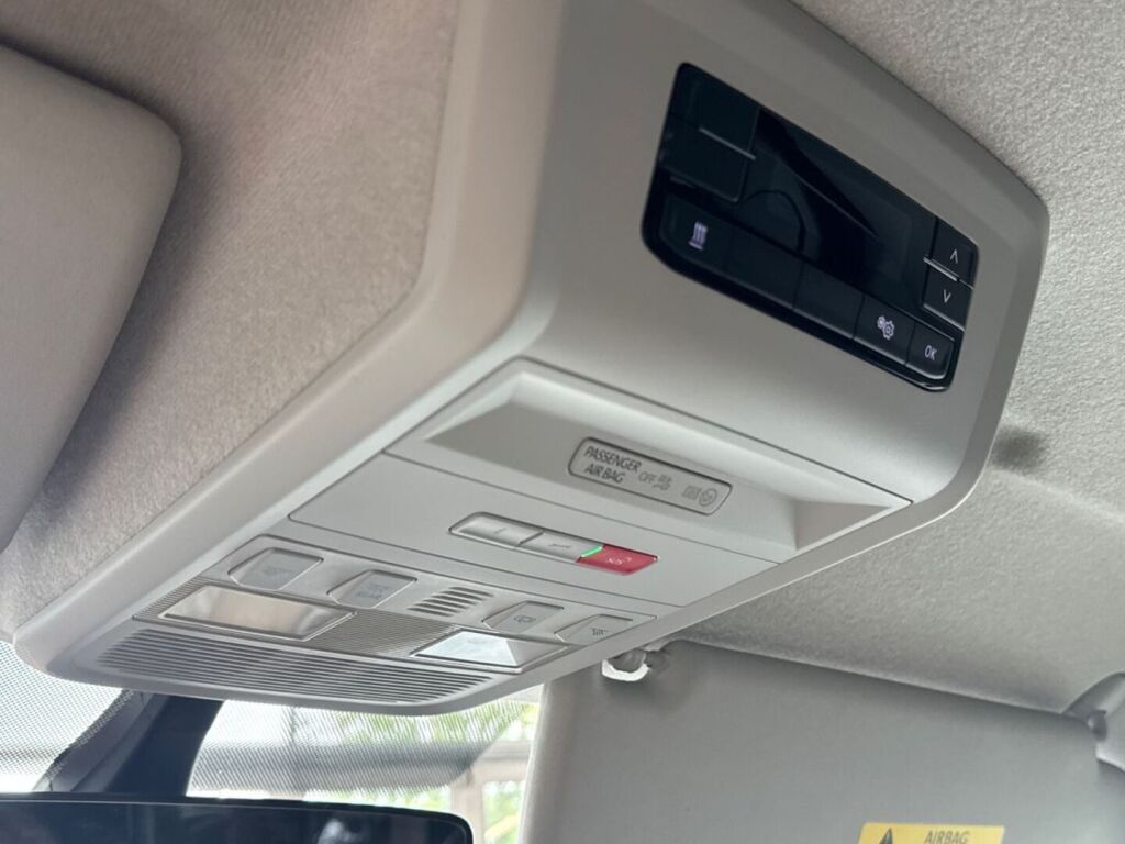 Volkswagen Transporter 2020 Sininen