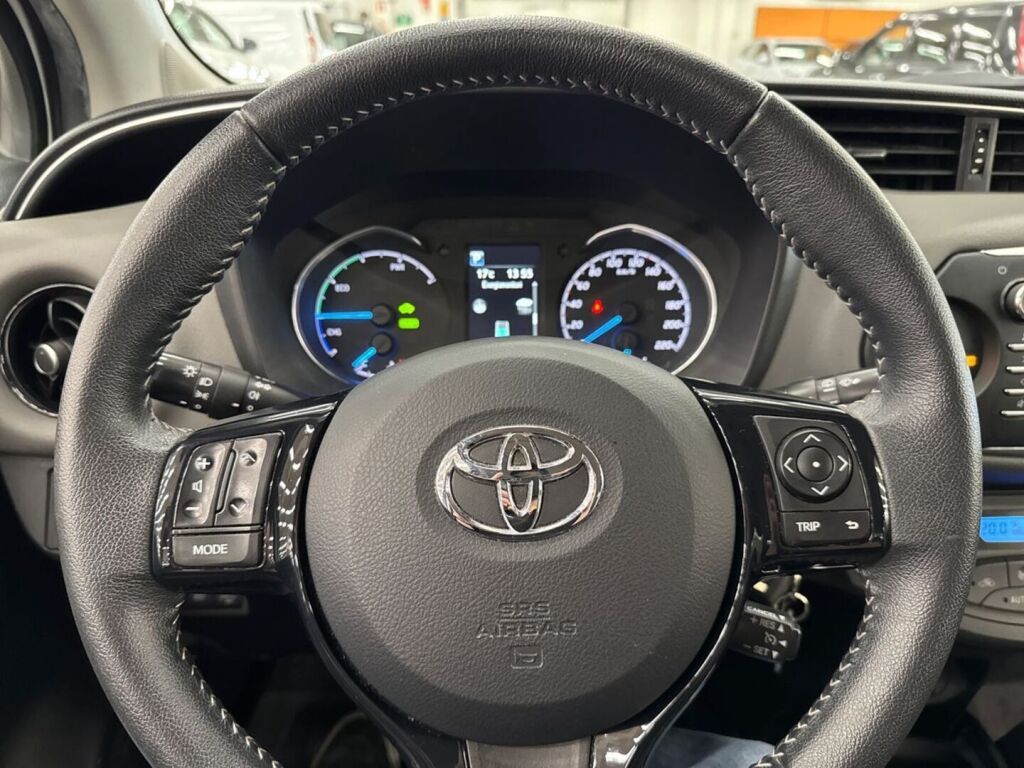 Toyota Yaris 2020 Valkoinen