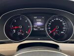 Volkswagen Passat 2016 Ruskea (beige)