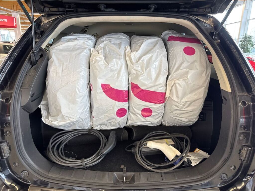 Mitsubishi Outlander PHEV 2021 Musta