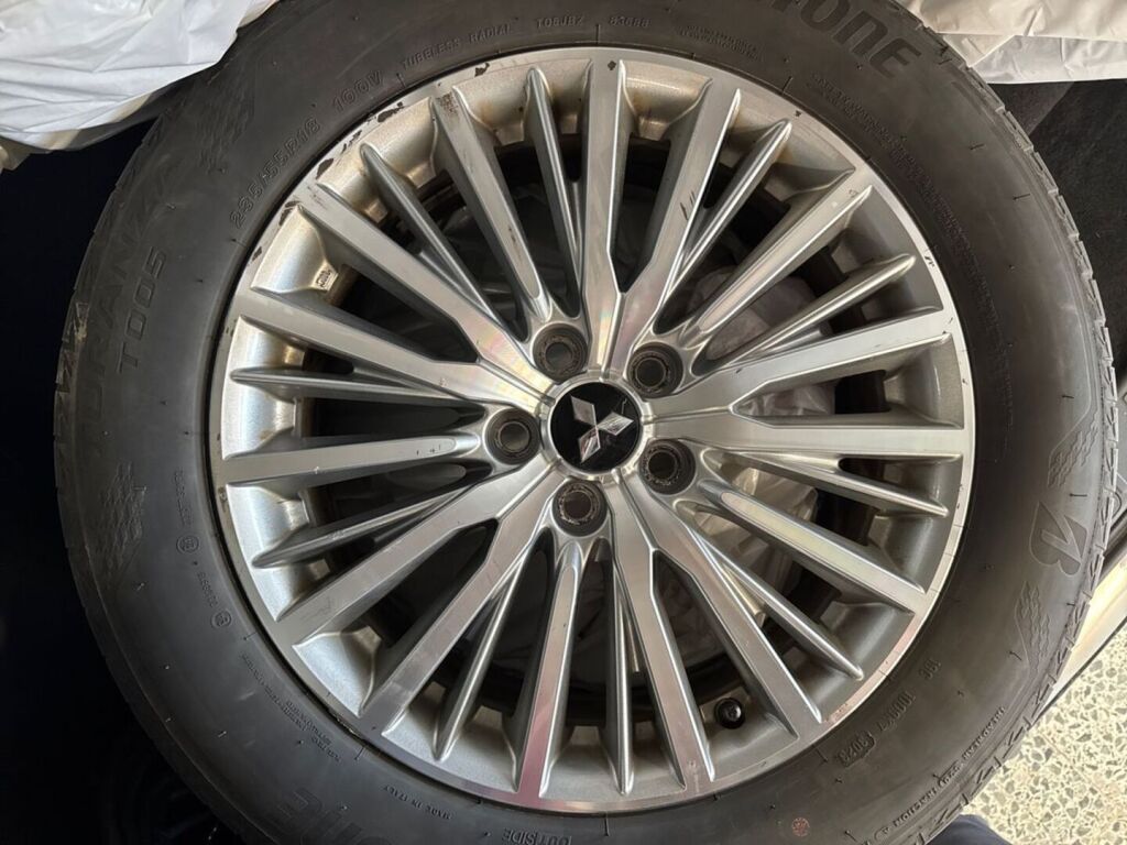 Mitsubishi Outlander PHEV 2021 Musta