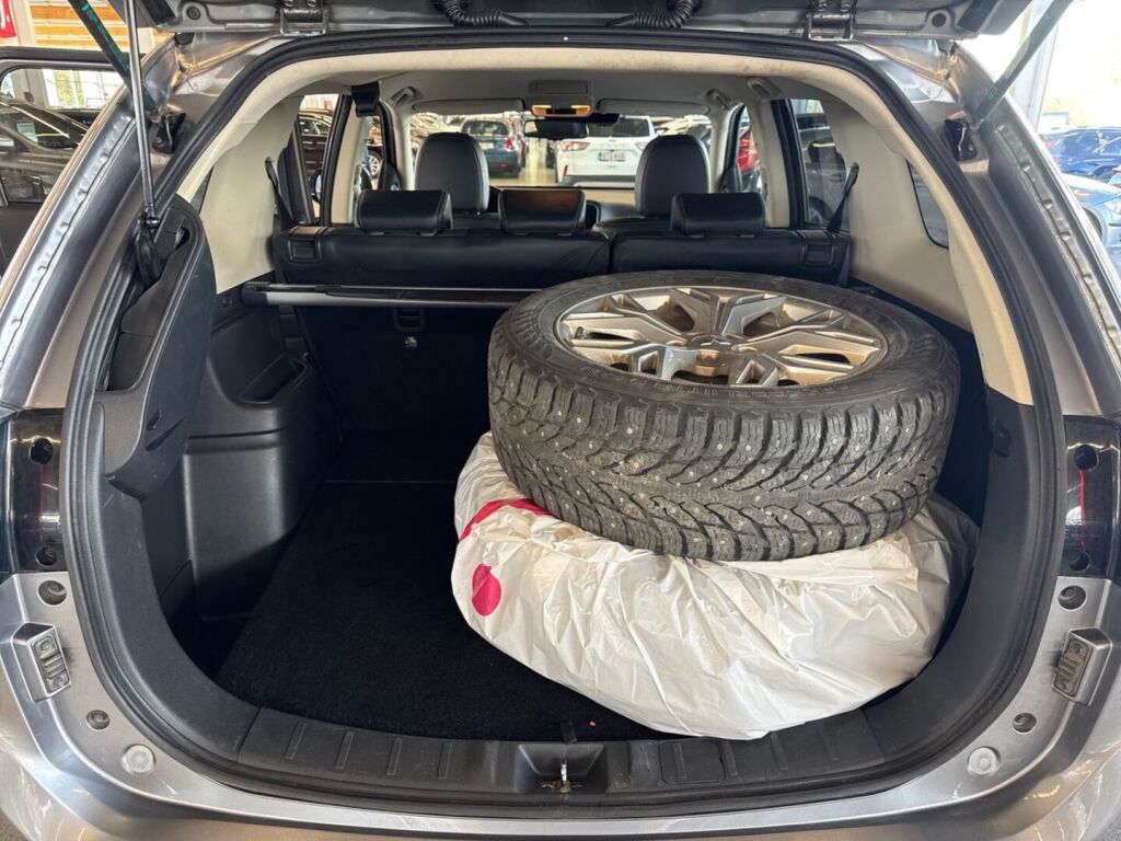 Mitsubishi Outlander PHEV 2021 Harmaa