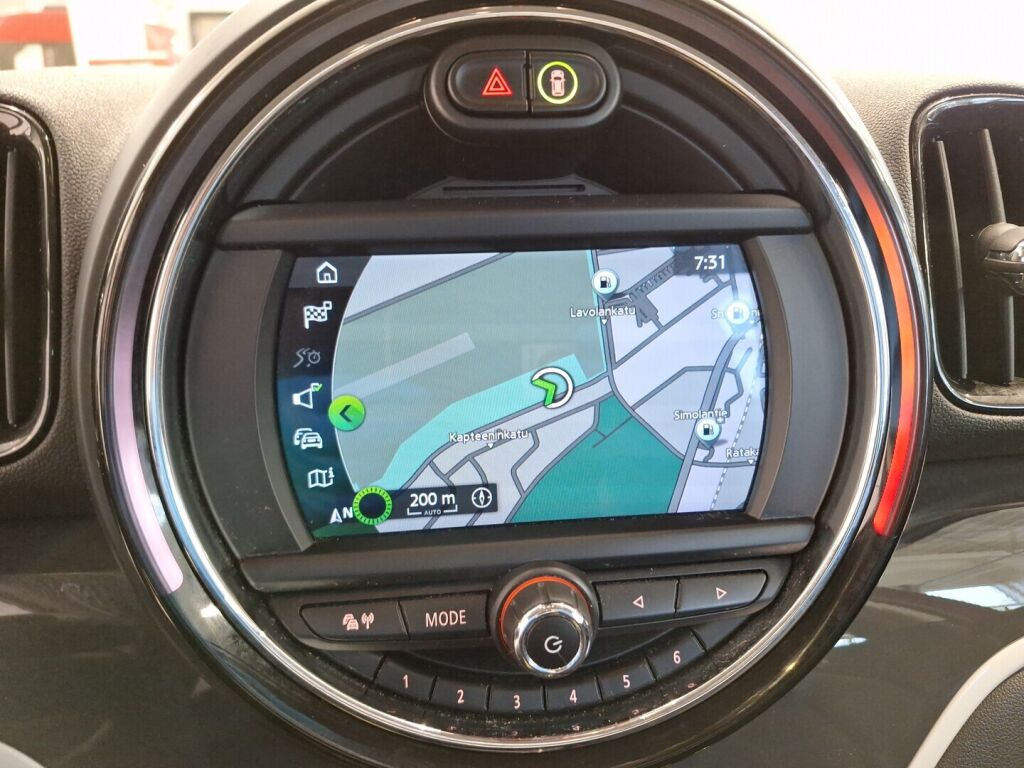 Mini Countryman 2020 Punainen