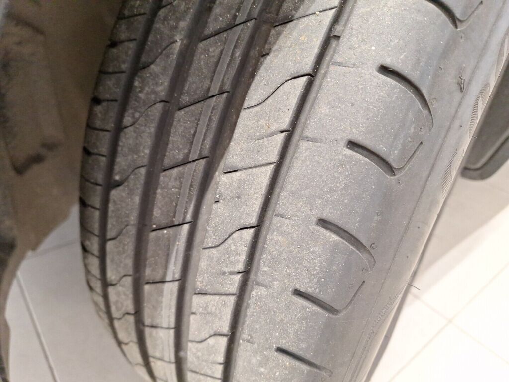 Mini Countryman 2020 Punainen