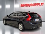Volvo V60 2015 Musta