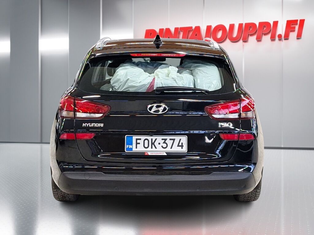 Hyundai i30 Wagon 2020 Musta