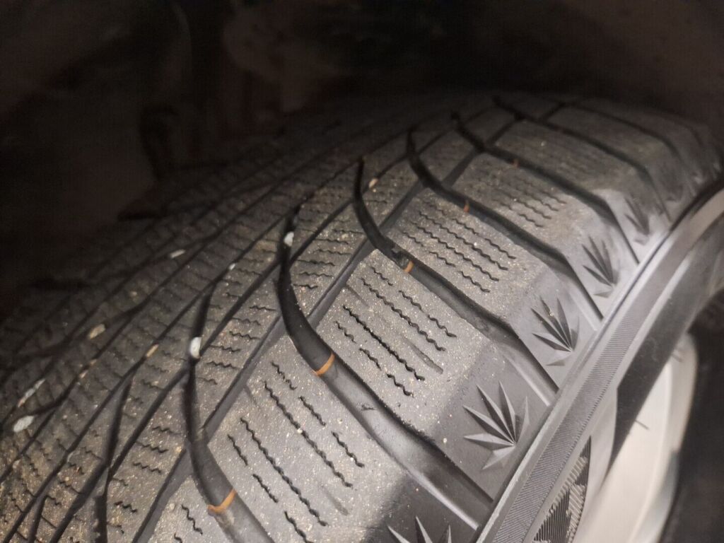 Skoda Superb 2015 Musta