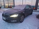 Skoda Superb 2015 Musta