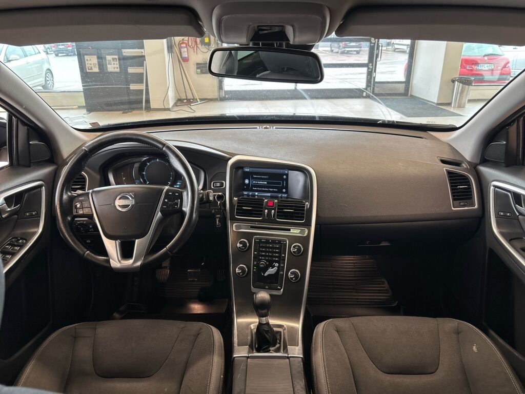 Volvo XC60 2013 Musta
