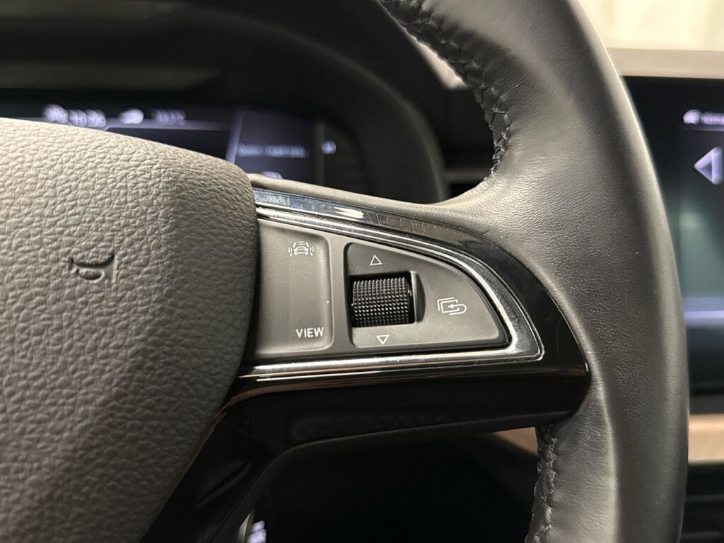 Skoda Scala 2020 Harmaa