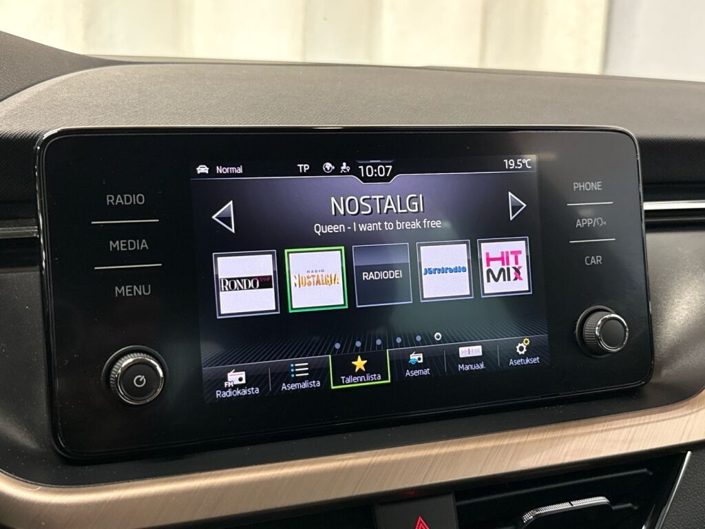 Skoda Scala 2020 Harmaa