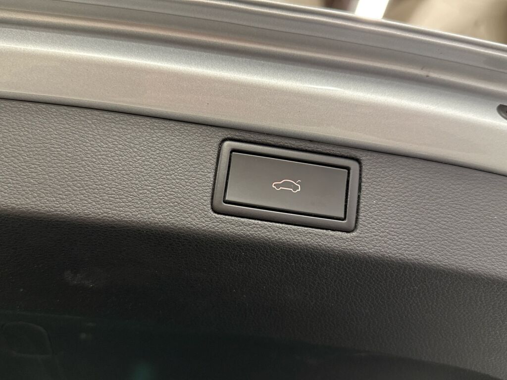 Skoda Scala 2020 Harmaa