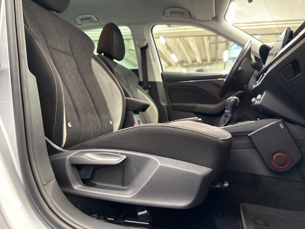 Skoda Scala 2020 Harmaa