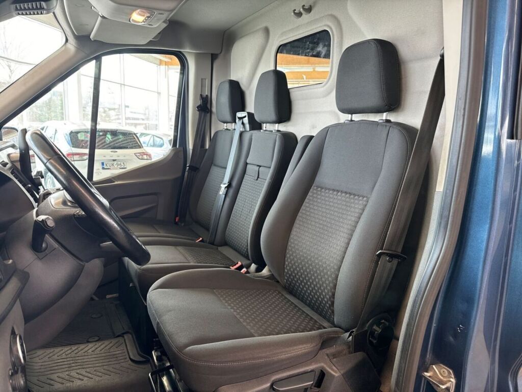 Ford Transit 2020 Sininen