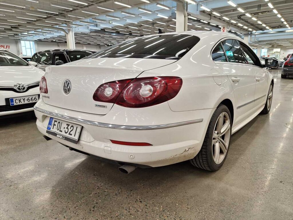 Volkswagen Passat CC 2011 Valkoinen
