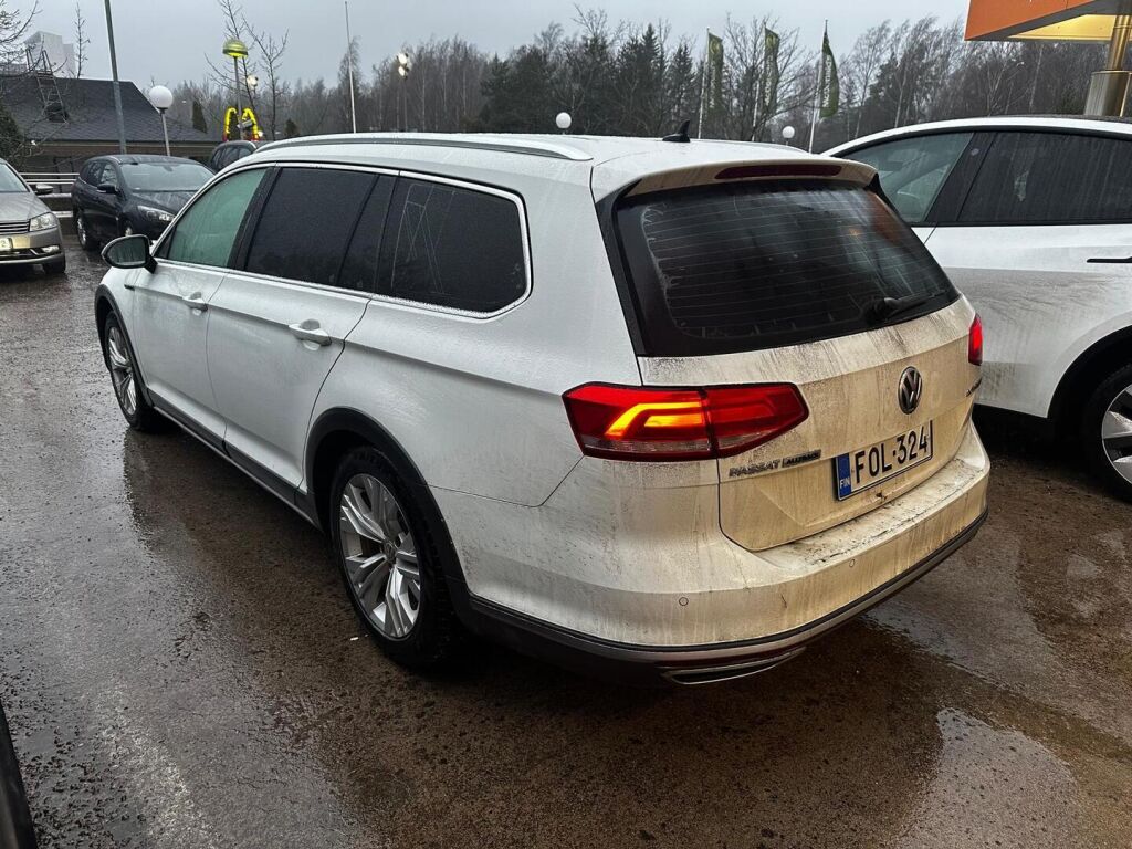 Volkswagen Passat 2017 Valkoinen