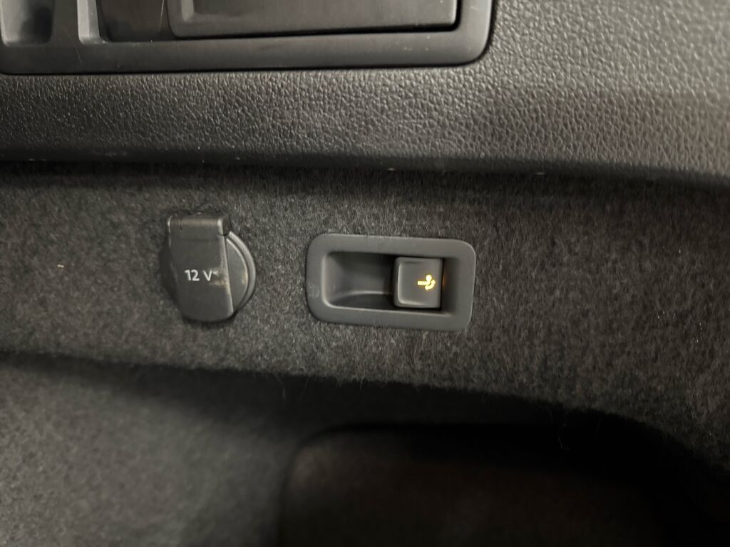 Volkswagen Passat 2017 Valkoinen