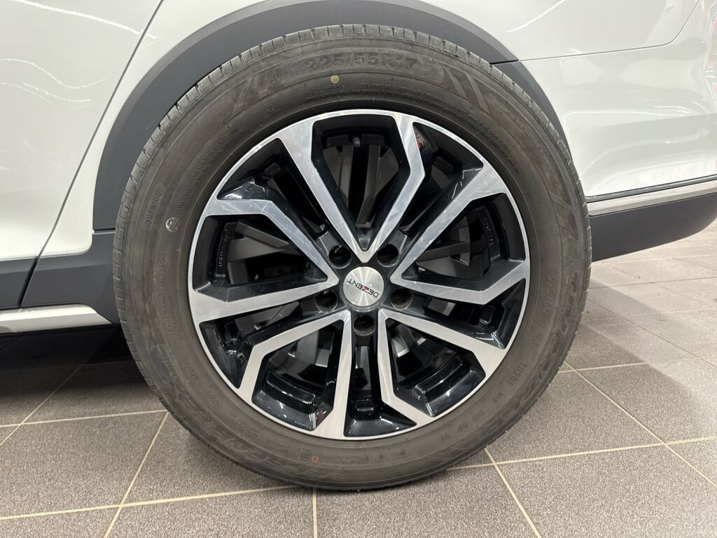 Volkswagen Passat 2017 Valkoinen