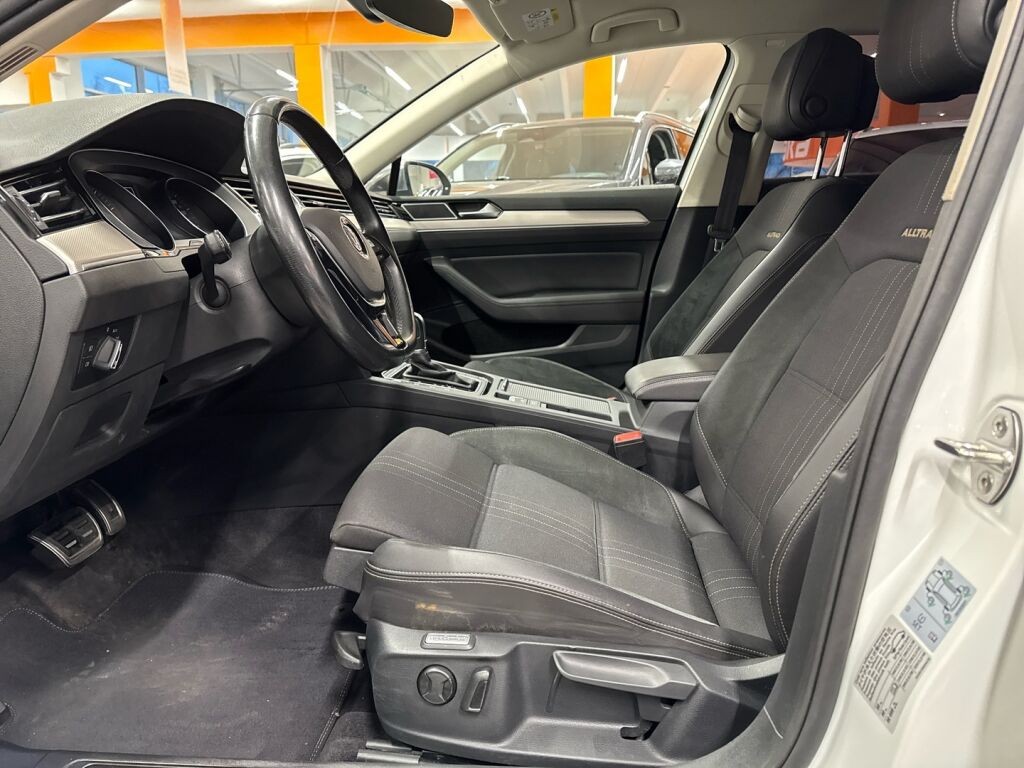 Volkswagen Passat 2017 Valkoinen