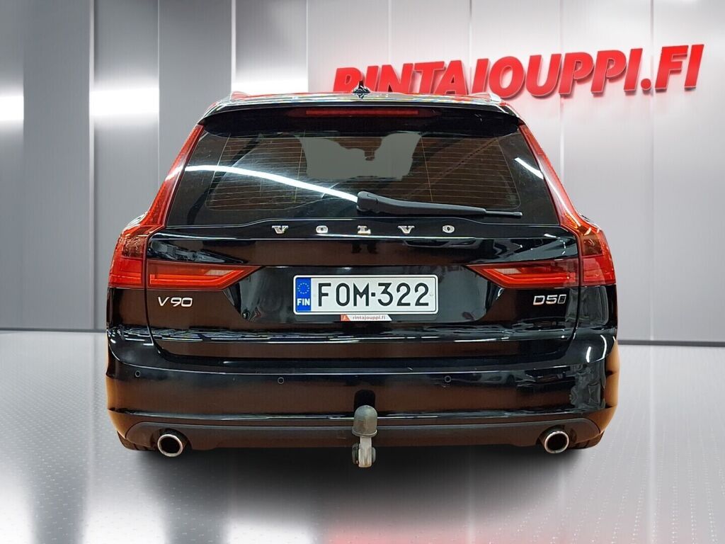 Volvo V90 2016 Musta