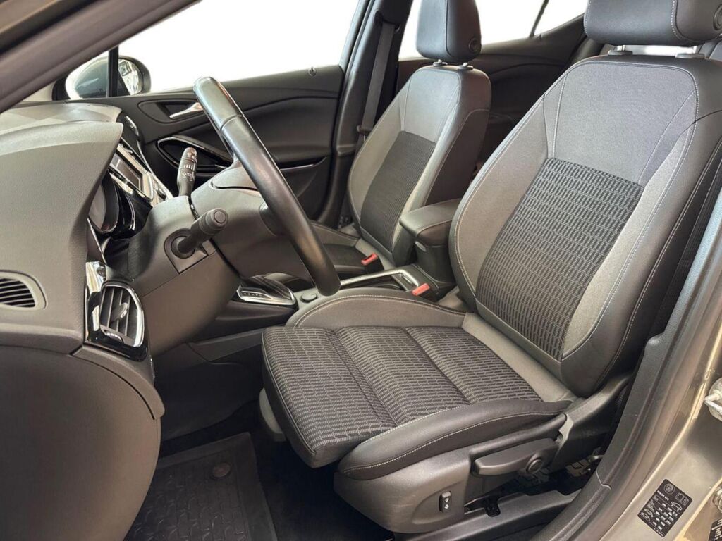 Opel Astra 2020 Harmaa