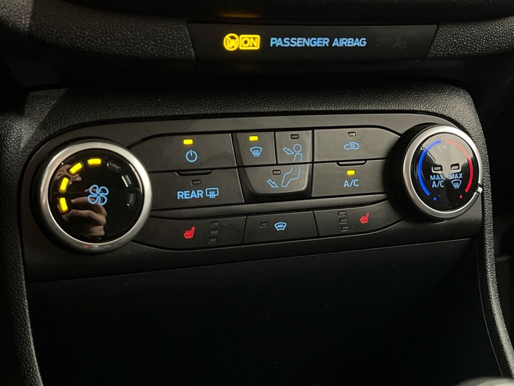 Ford Fiesta Van 2021 Valkoinen