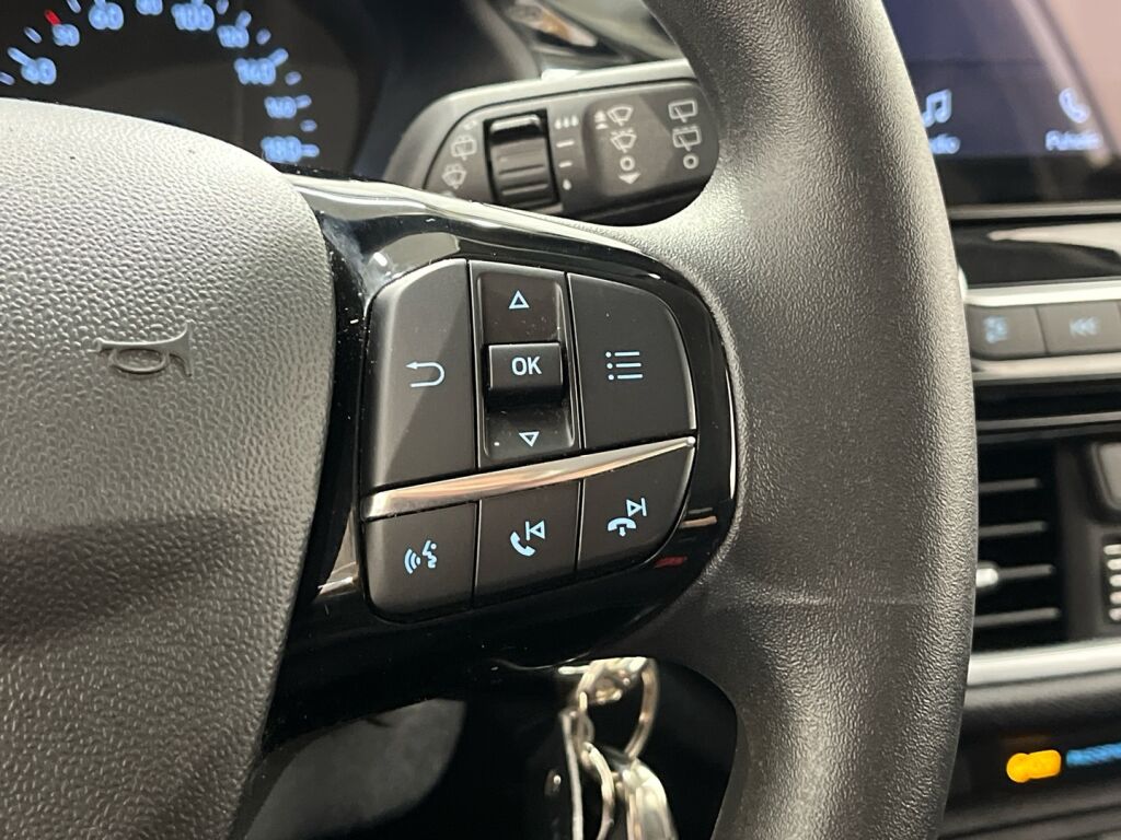 Ford Fiesta Van 2021 Valkoinen