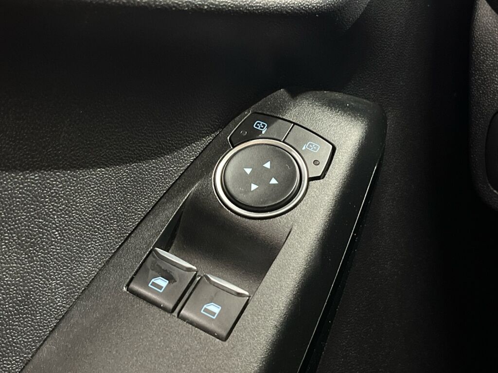 Ford Fiesta Van 2021 Valkoinen